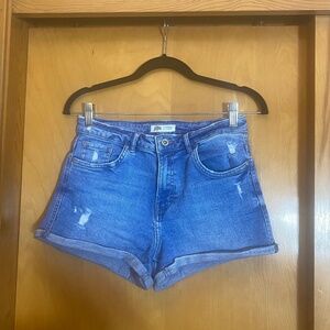 Women’s Zara Authentic Denim By TRF Light Wash Distressed Shorts 6